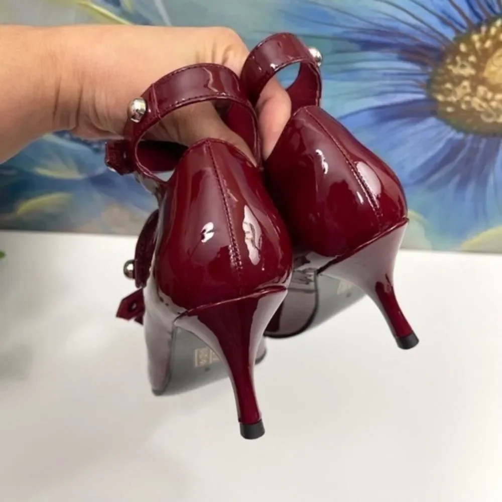 New JEFFREY CAMPBELL Pump In Cherry Red Patent Size 6